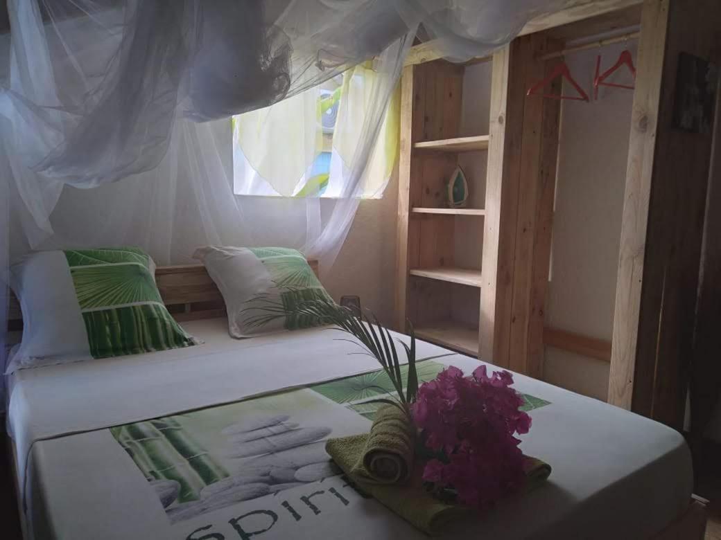Kaz Creole Aventure Tropicale Insolite, Fibre, Jardin Et Jacuzzi Prives Saint-Francois (Grande-Terre) Exterior foto